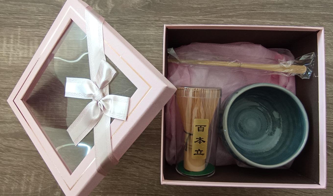 Matcha Bowl, Whisk & Scoop Set — ribboned gift box with a 100-prong bamboo whisk and a matcha bowl