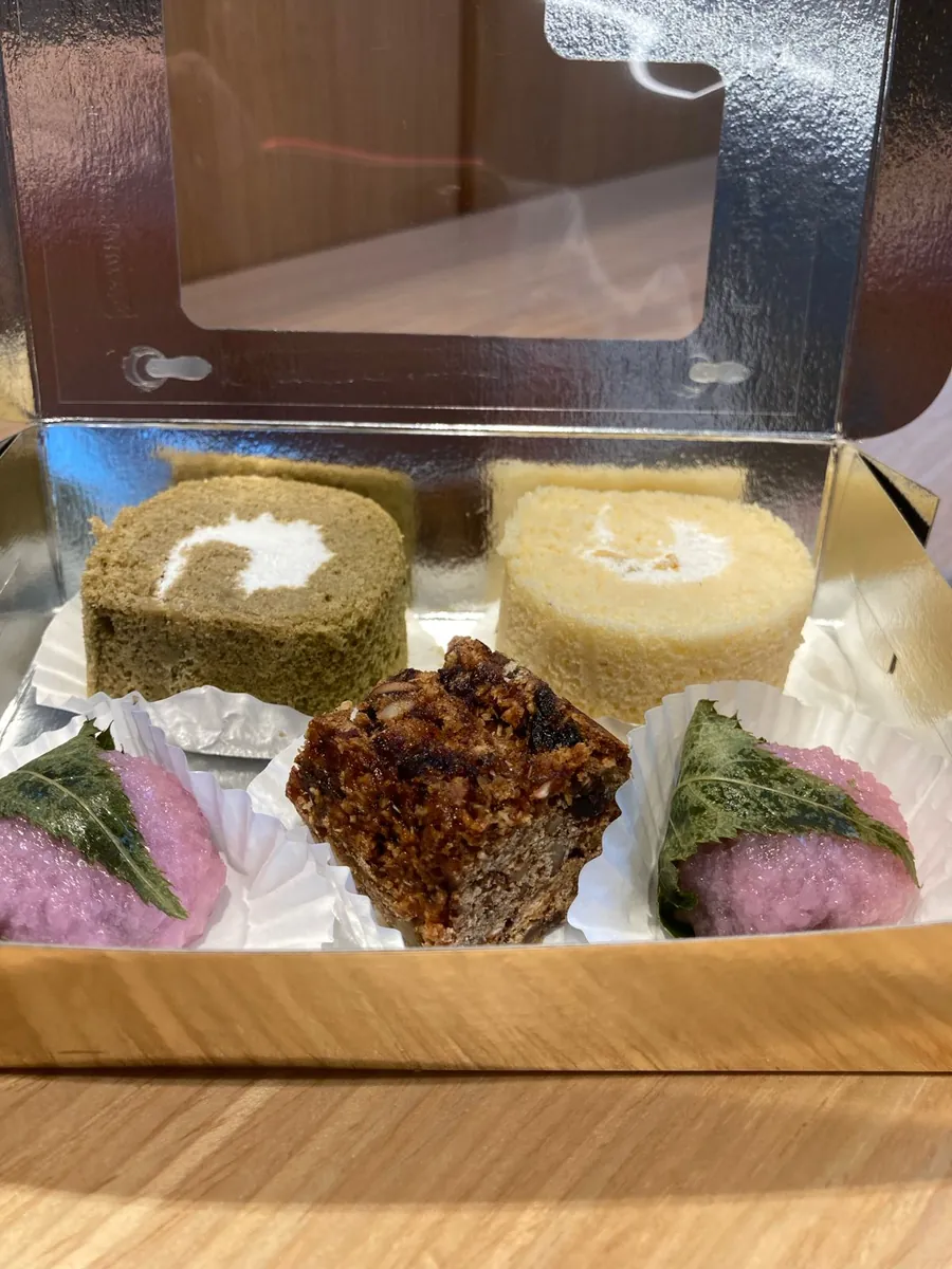 Assorted sweets box — original photo